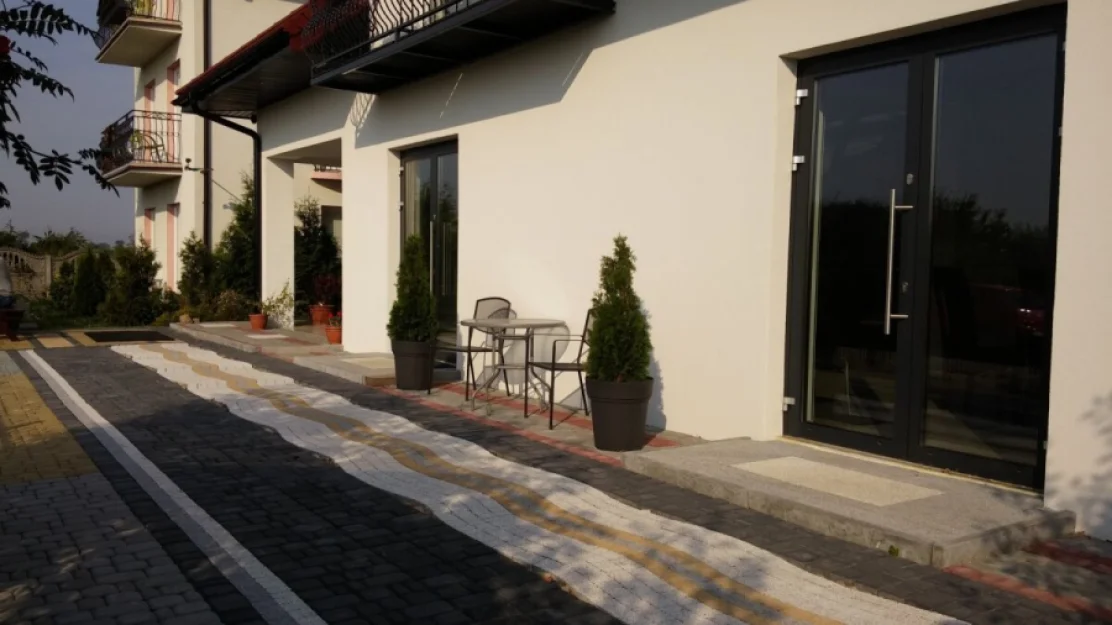 Zdjęcie Pokoje i Apartamenty #64