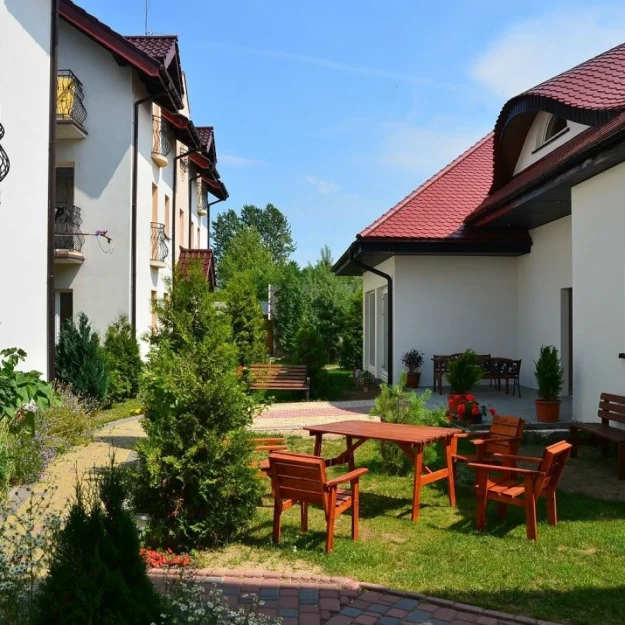 Zdjęcie Pokoje i Apartamenty #73