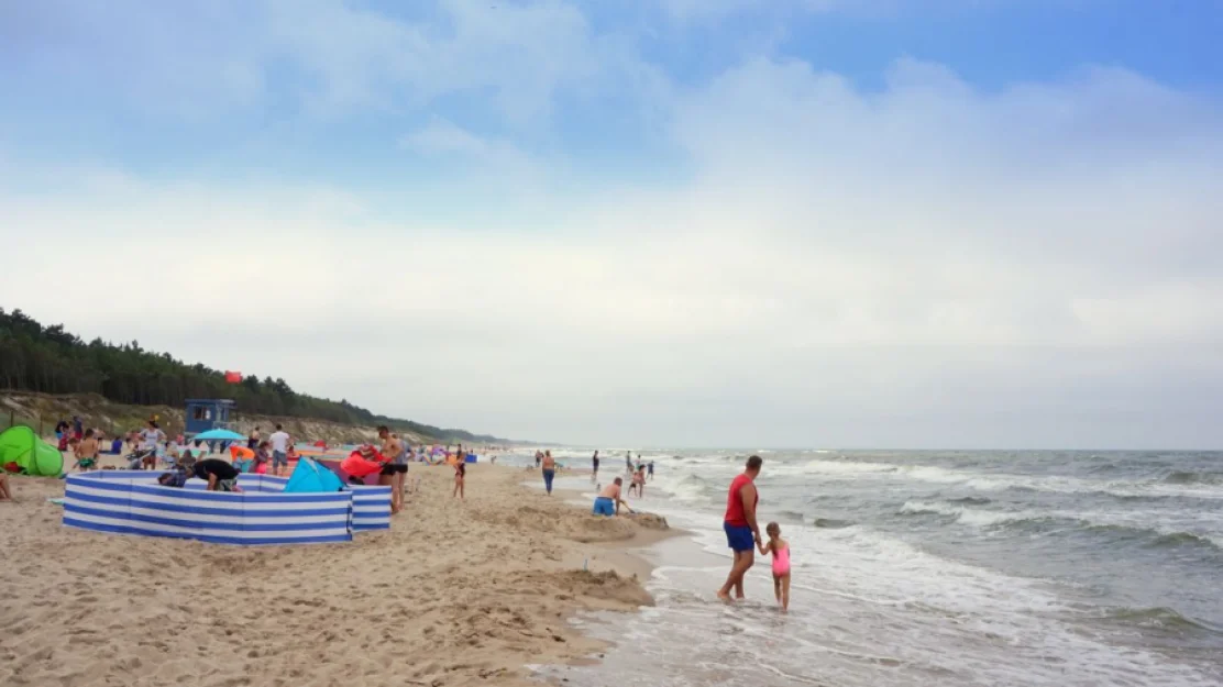 Domki letniskowe RAJ-STAR-BOBOLIN, 200m od plazy. ·pokojowe z 2 sypialnie, lazienka pokoj dzienny z