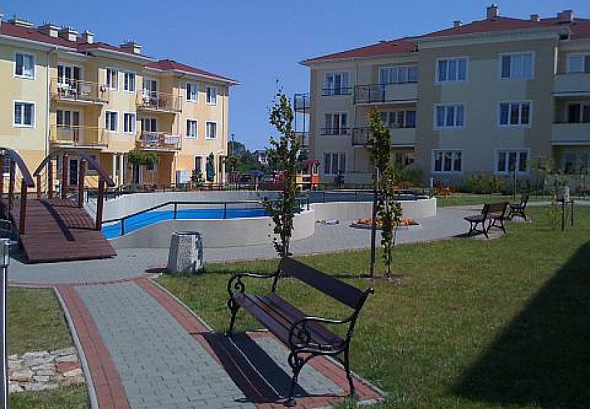 Apartament Pomarańczowy - noclegi Grzybowo