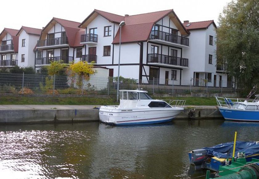 APARTAMENTY "Błękitna Przystań" 200m do plaży - noclegi Rowy