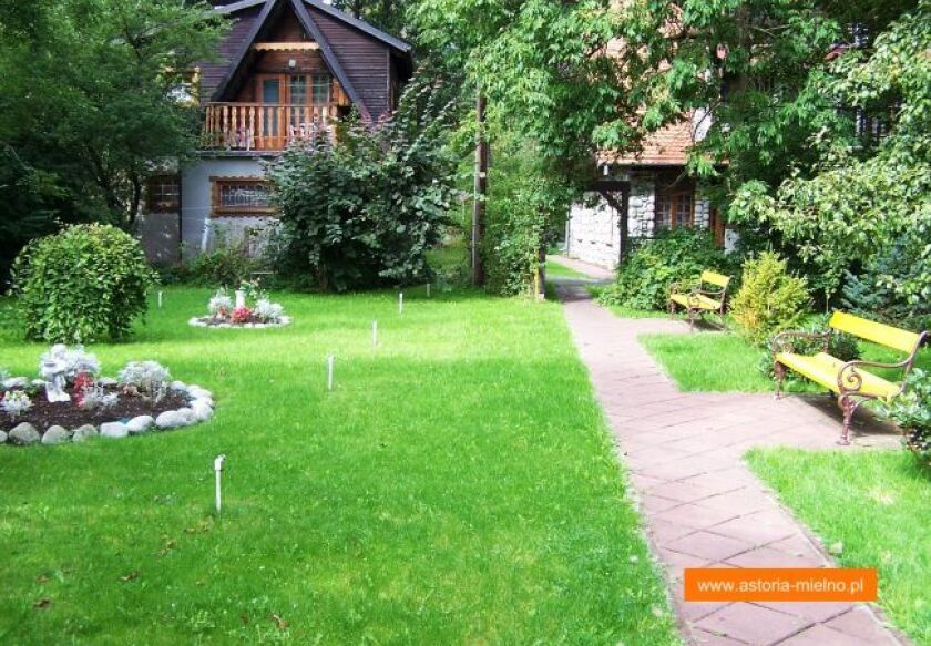 "ASTORIA" Dom Wczasowy 18