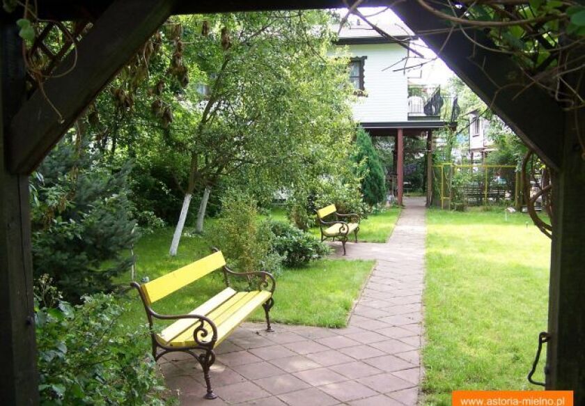 "ASTORIA" Dom Wczasowy 19