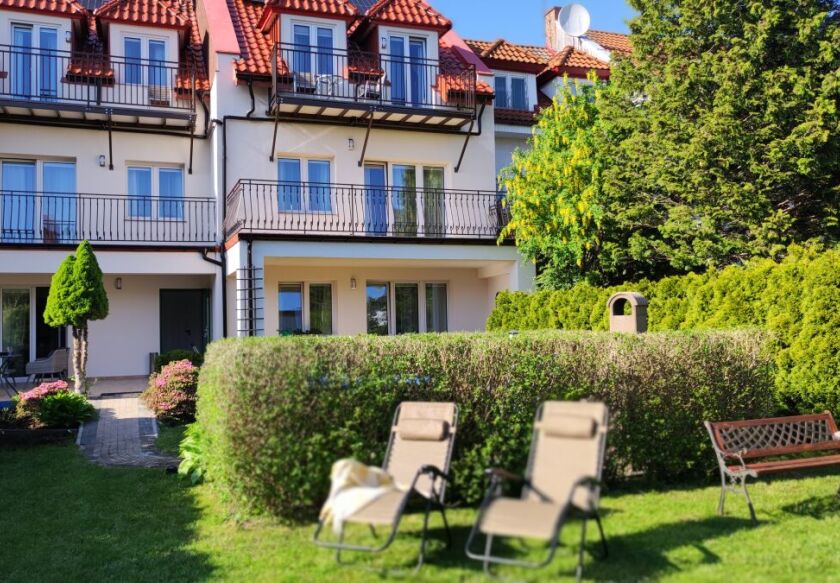 Azaliowa 12 - noclegi Mielno