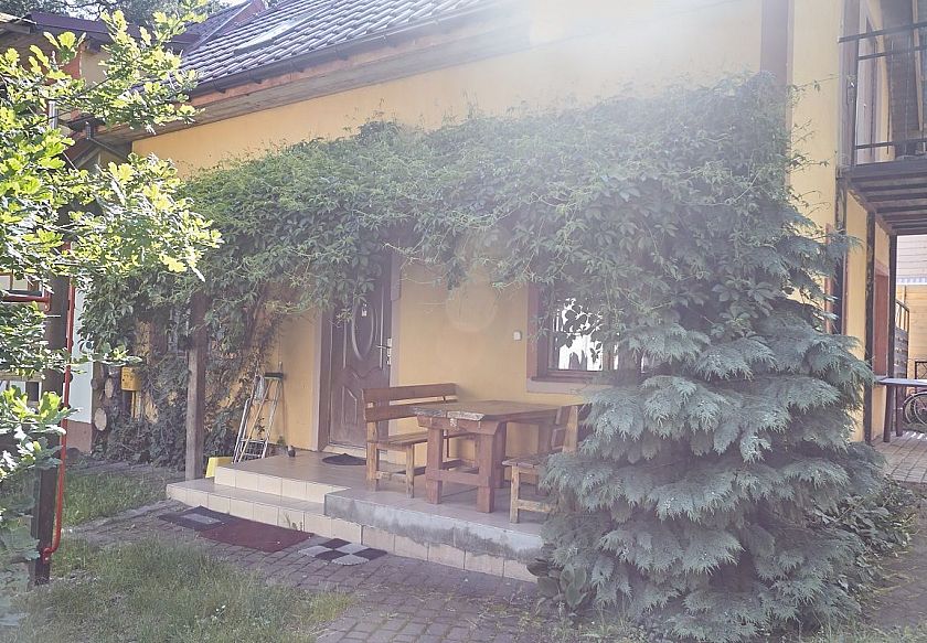 Bartki - domki i samodzielne mieszkania 8