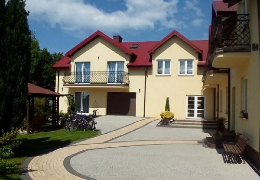 Bumerang Pokoje Gościnne i Apartamenty 3