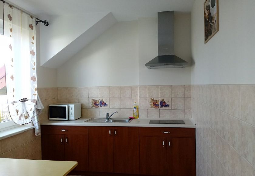 og&oacute;lnodostępny aneks kuchenny