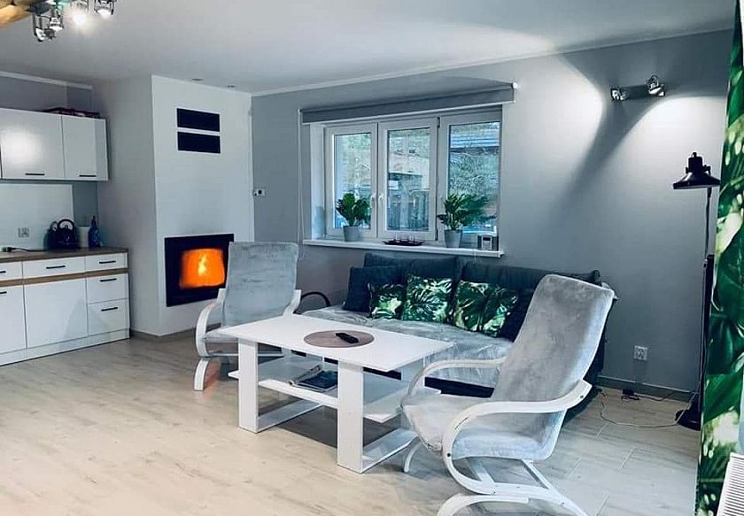 Całoroczny domek 8-os. nad jeziorem 1