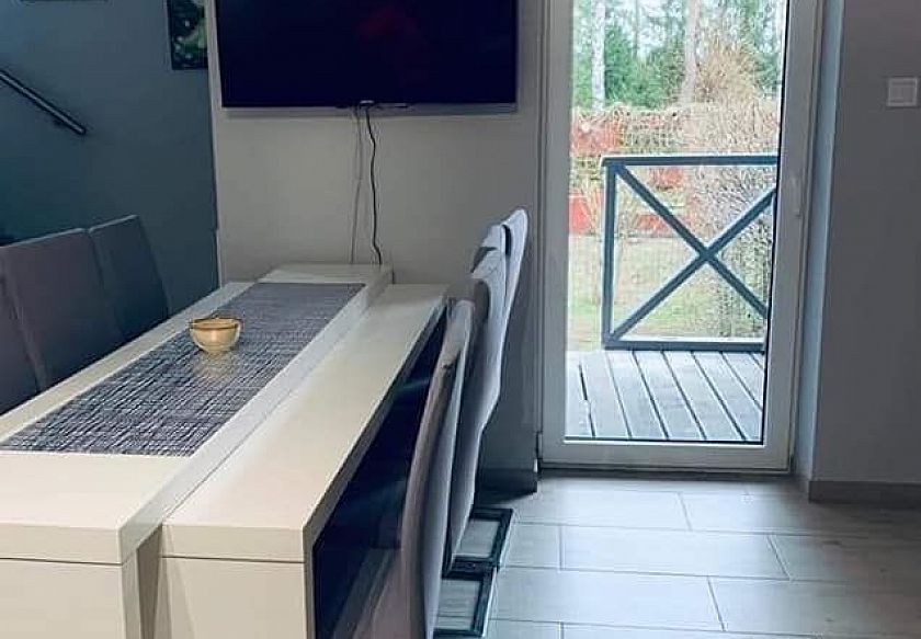 Całoroczny domek 8-os. nad jeziorem 2