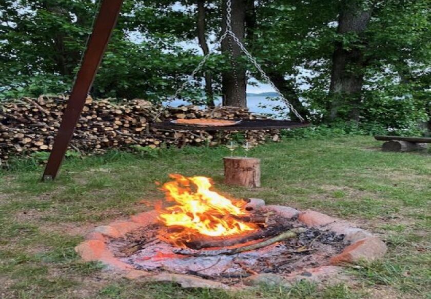 Czerwona Ł&oacute;dka 32