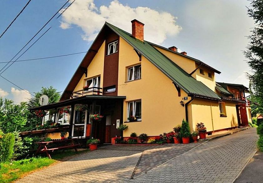 Dom gościnny Ewa - noclegi Polańczyk