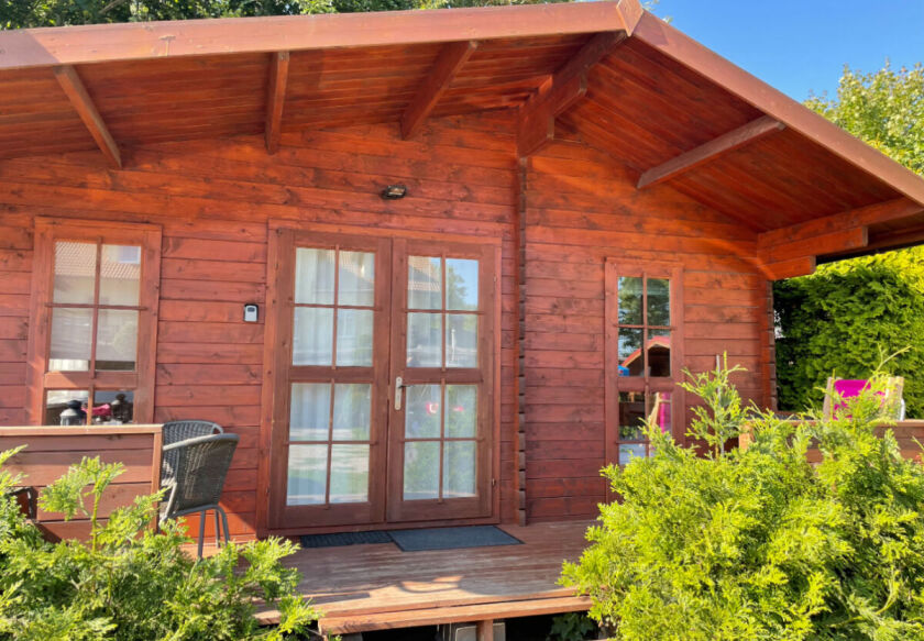 Dom Wczasowy Gwiazda - noclegi Rewal