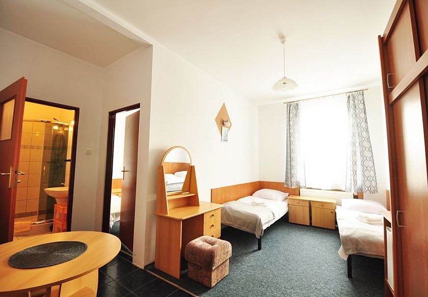 studio nr 19 (2+2 z łaz.)