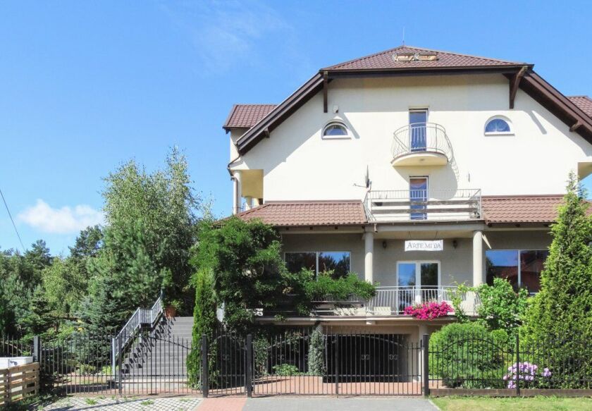 Dom Wypoczynkowy ARTEMIDA 8