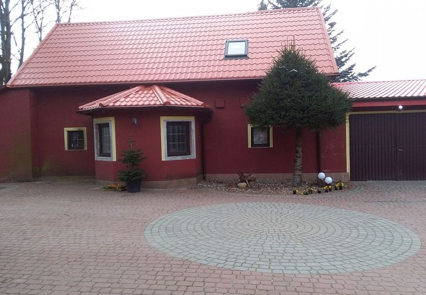 Domek na wsi - noclegi Pałubice