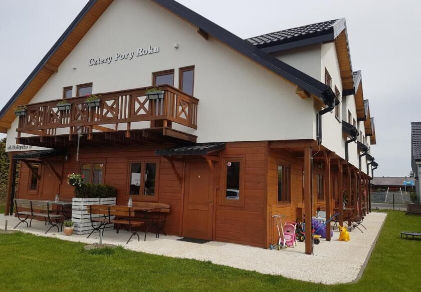 Domki Cztery Pory Roku - noclegi Sarbinowo