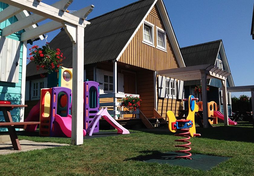 DOMKI - EDEN - Pustkowo 8