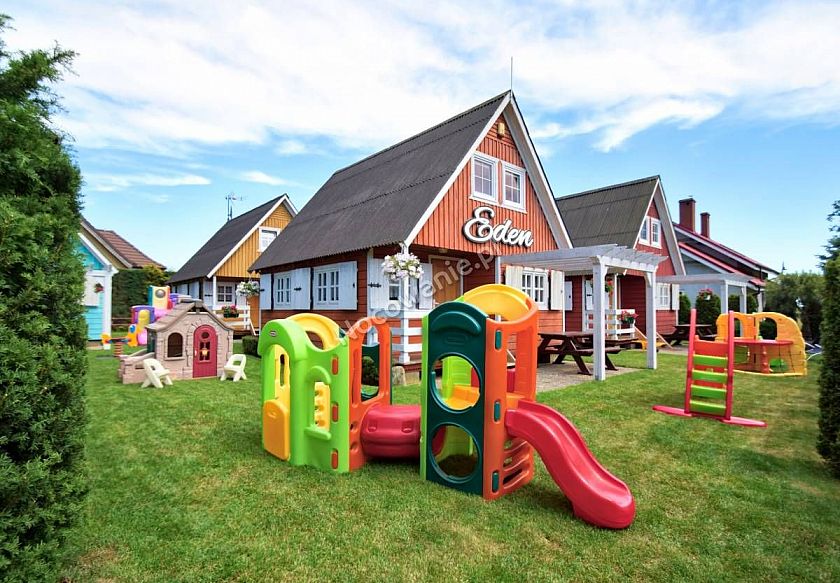 DOMKI - EDEN - Pustkowo 9