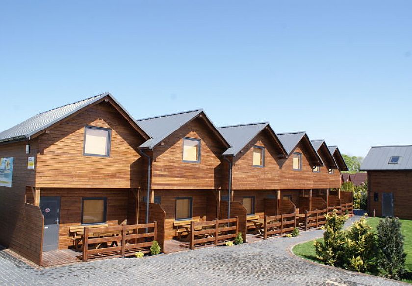 Domki FIOREL - noclegi Sarbinowo