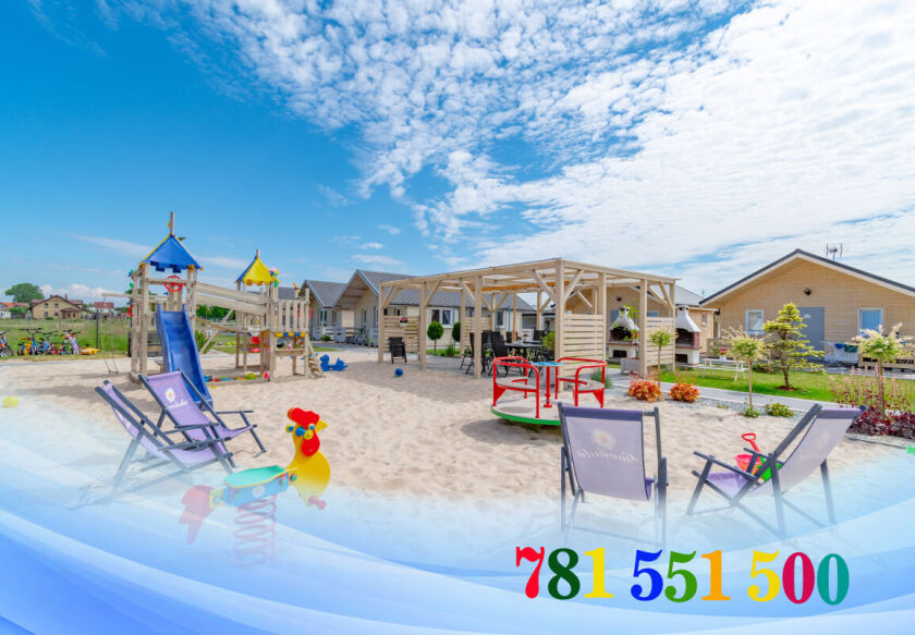 plac zabaw z morskim piaskiem