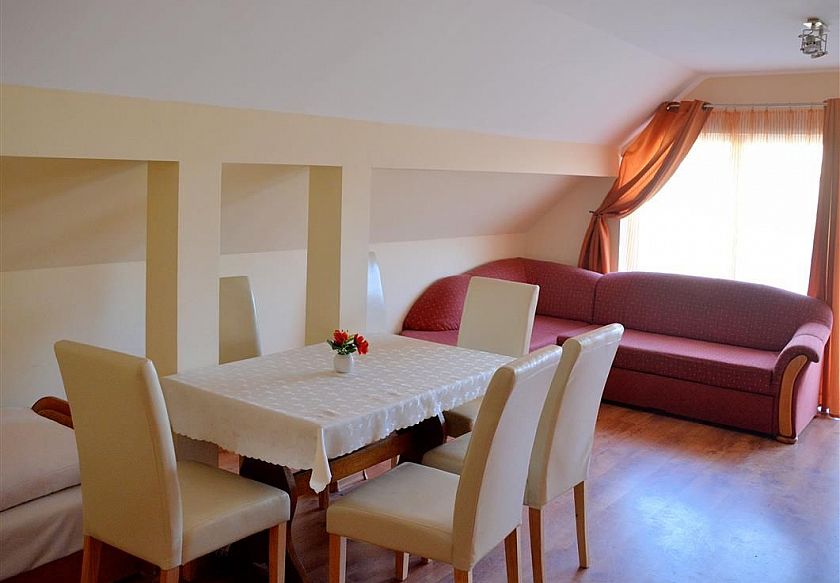 Domki i Dom gościnny SŁONECZNY 14