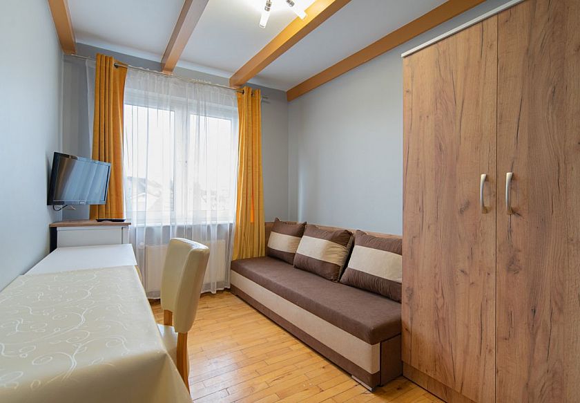 Domki i Dom gościnny SŁONECZNY 8