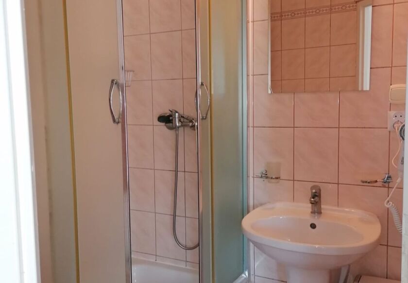 DOMKI I POKOJE GRAŻYNA HERRMANN 37