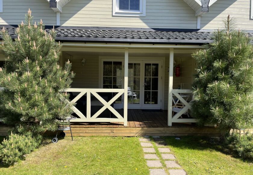 Domki JAMAJKA i apartament MAKS Międzywodzie 1