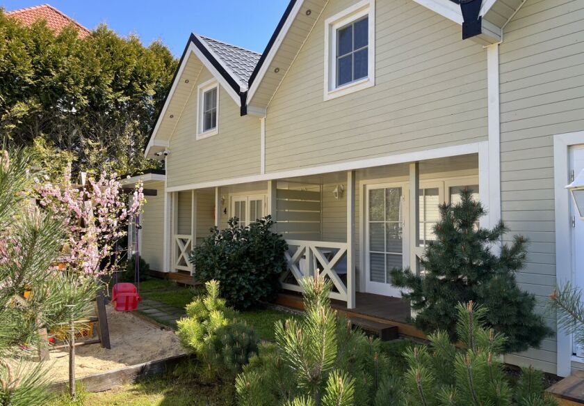 Domki JAMAJKA i apartament MAKS Międzywodzie 59