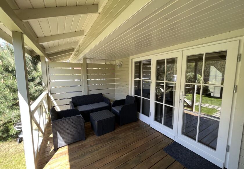 Domki JAMAJKA i apartament MAKS Międzywodzie 46