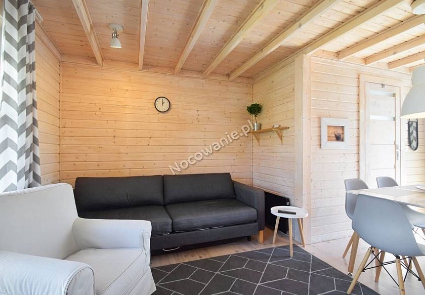 Domki JAMAJKA i apartament MAKS Międzywodzie 7