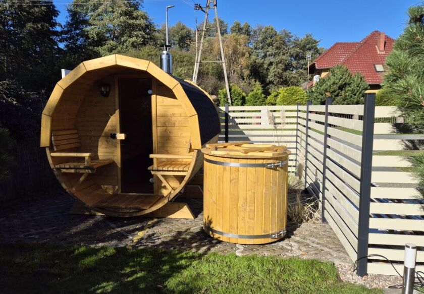 Domki JAMAJKA i apartament MAKS Międzywodzie 83