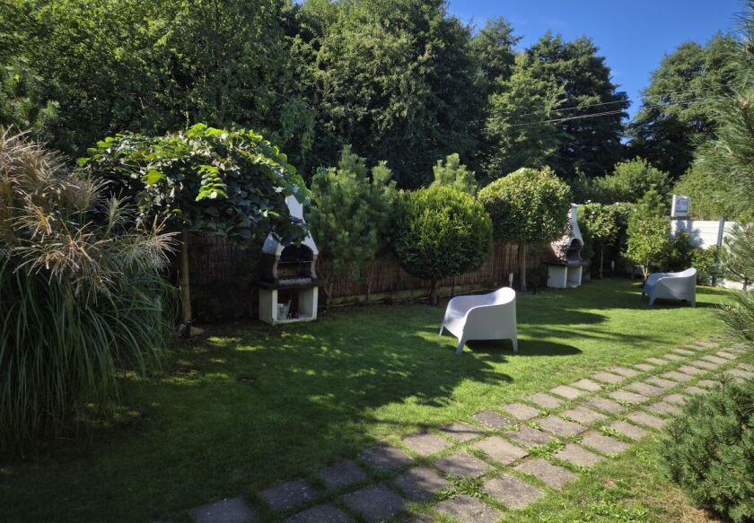 Domki JAMAJKA i apartament MAKS Międzywodzie 88