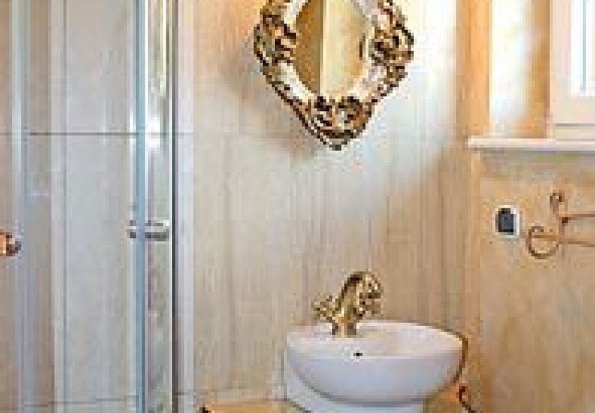 DOMKI LETNISKOWE 6 os.I POKOJE NADIA 5