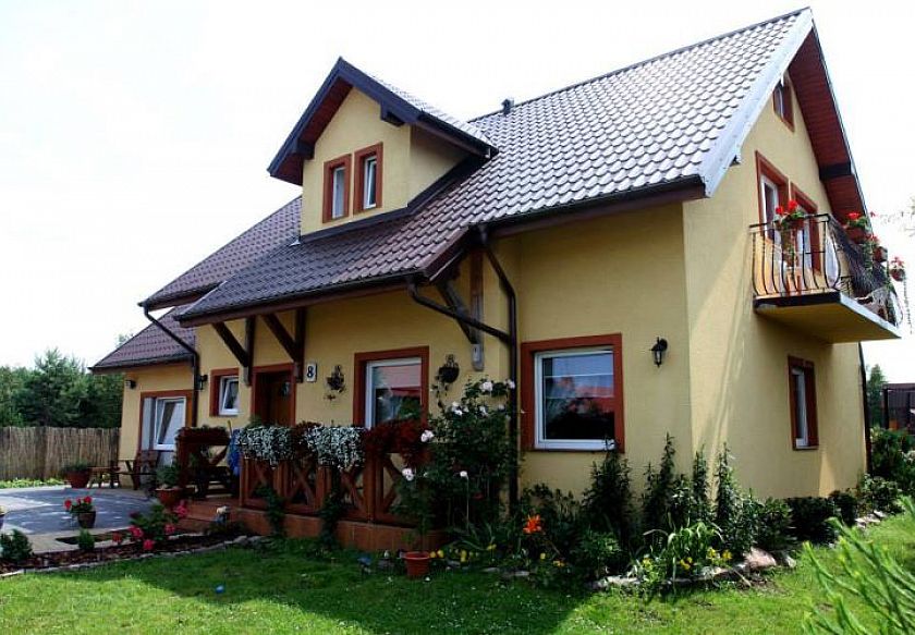 DOMKI LETNISKOWE 6 os.I POKOJE NADIA 1