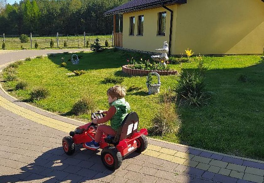 wygodna jazda wok&oacute;ł domk&oacute;w
