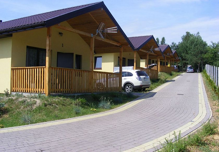 możliwe parkowanie przy domku