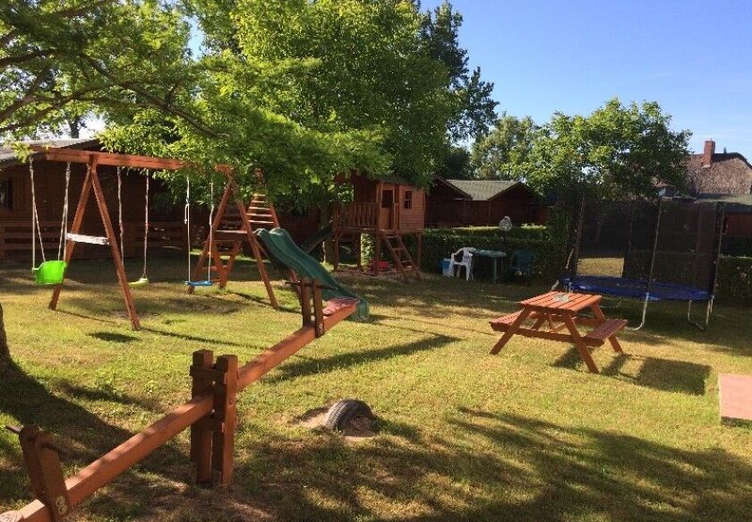 Domki letniskowe i Pokoje gościnne "Jask&oacute;łcze Gniazdo" 14