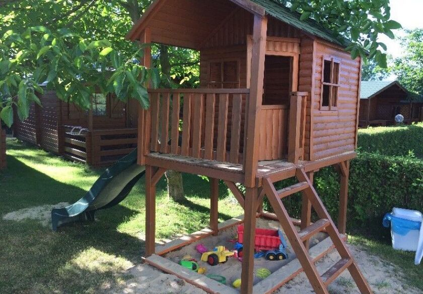 Domki letniskowe i Pokoje gościnne "Jask&oacute;łcze Gniazdo" 15