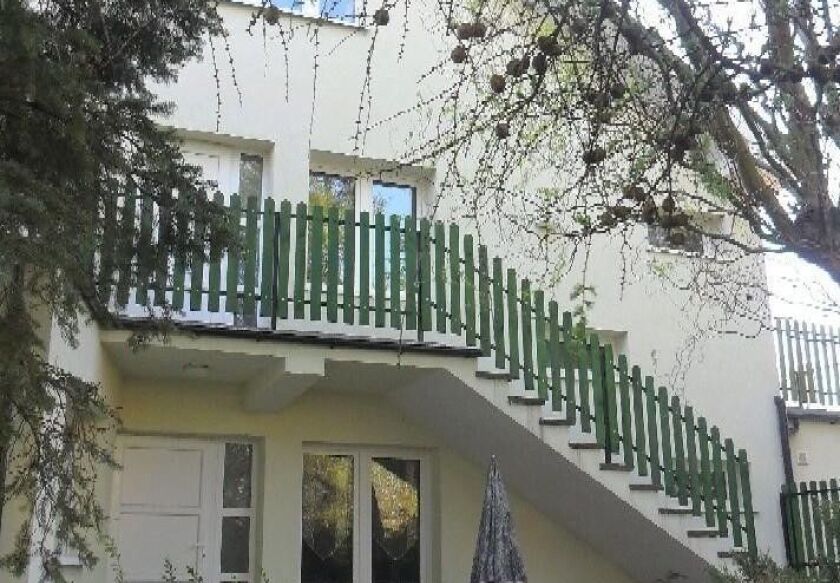 Domki letniskowe i Pokoje gościnne "Jask&oacute;łcze Gniazdo" 25