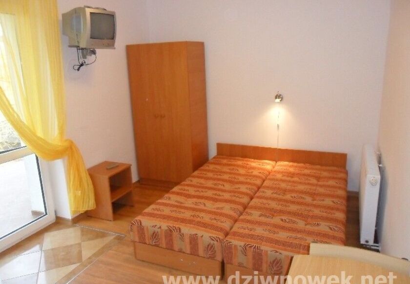 Domki letniskowe i Pokoje gościnne "Jask&oacute;łcze Gniazdo" 43