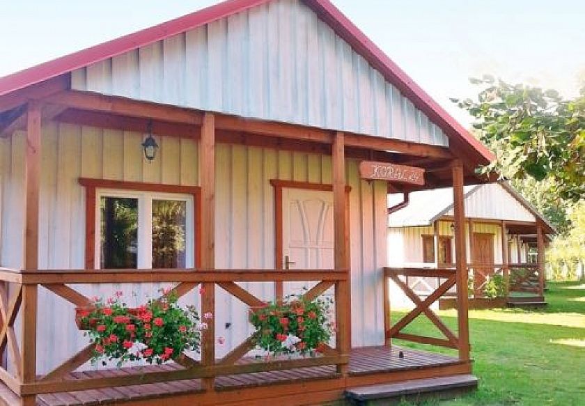 Domki letniskowe IRENA blisko plaży - noclegi Dąbki