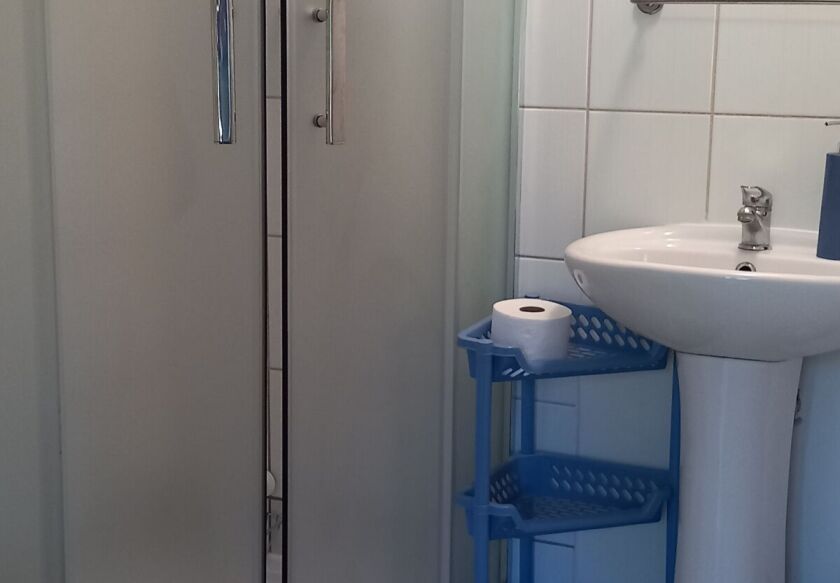 łazienka domek jednopokojowy