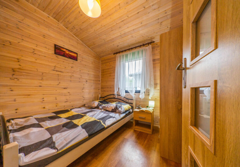 Domki nad Rozlewiskiem 4