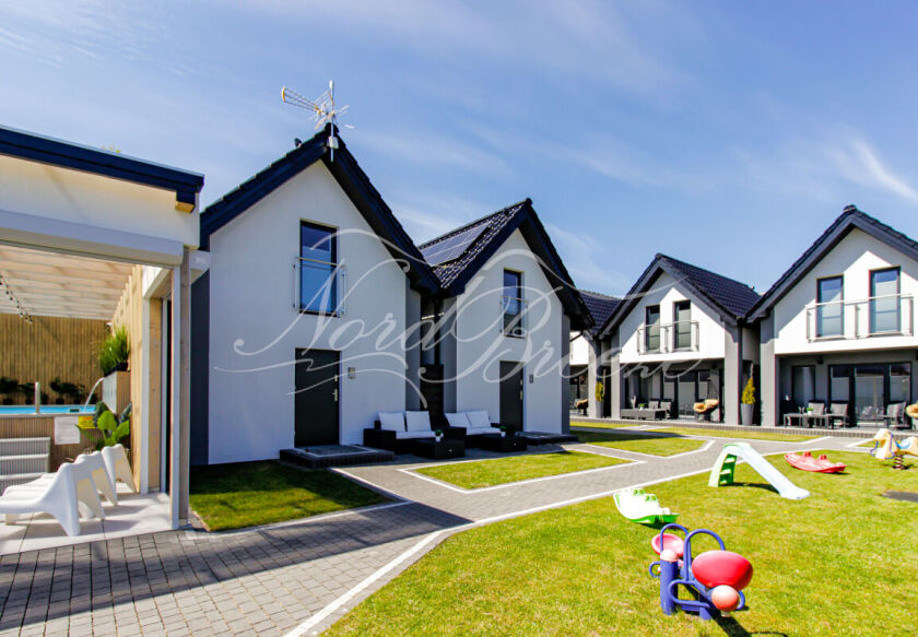 Domki Nord Breeze z podgrzewanym basenem, jacuzzi oraz sauną - noclegi Władysławowo