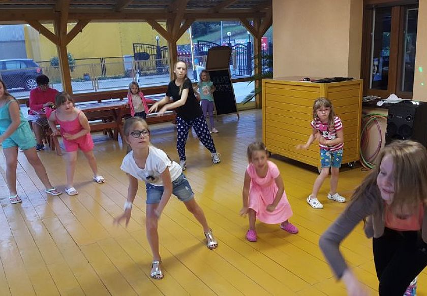 Domki - Ośrodek Wypoczynkowy "Oliwia" 14