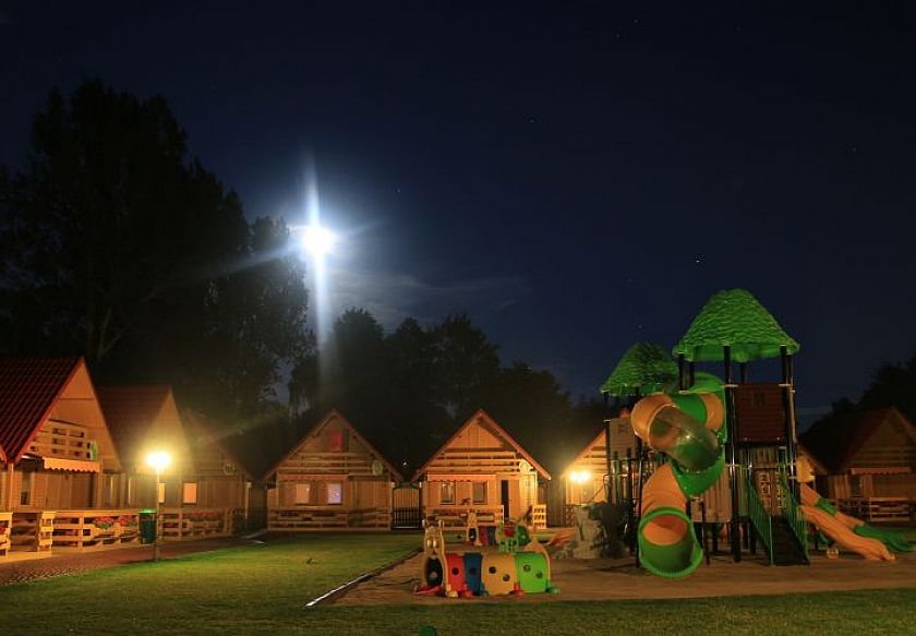 Domki - Ośrodek Wypoczynkowy "Oliwia" 34