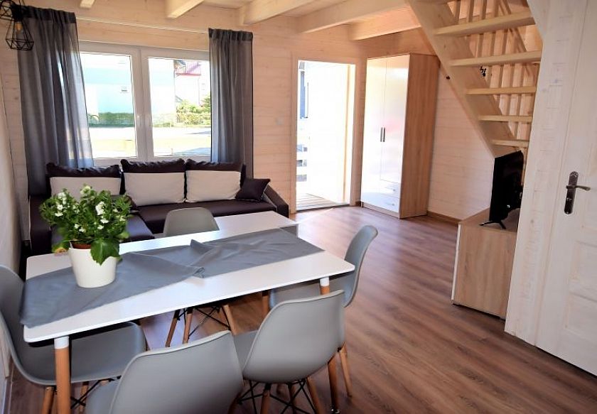 Domki perłowe -salon