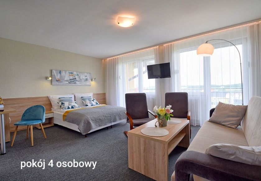 pok&oacute;j 4-osobowy