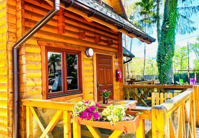 Domki z Bali 8 Dęb&oacute;w 1